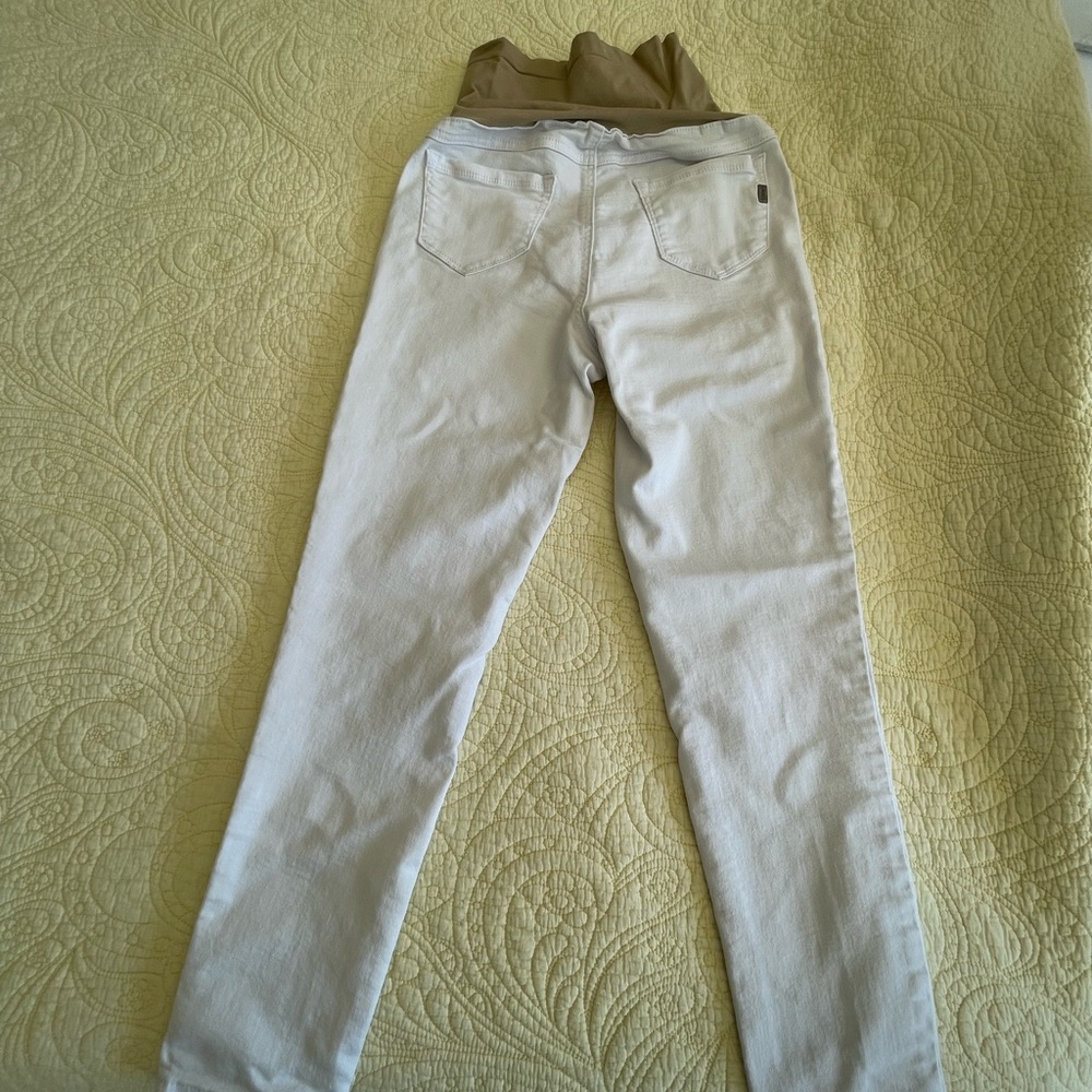 Maternity jeans